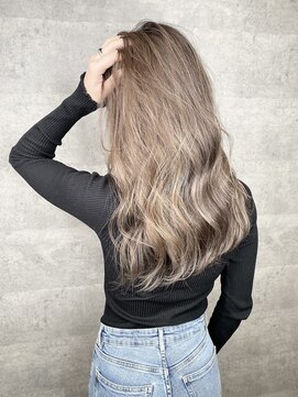 アンダーバーホワイト 泉佐野店(_WHITE) 透明感たっぷり！ベージュアッシュ&ハイライト