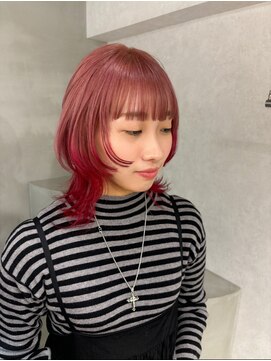 アドネ プライム(adne prime) ピンクカラーウルフ/ミディアムウルフ