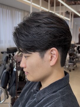 アコロン(acoron.) メンズパーマ/毛流れ/センターパート/池袋メンズカット