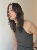 ブリンク(blink)&nbsp;レイヤーミディ8トーンオリーブグレージュケアカラー前髪なし