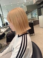 ロンド クラン 岡崎(Lond Clan)&nbsp;ホワイトベージュ×パッっとボブ