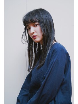 ザ ドッツ(THE DOTS) 顔まわりにこだわったロング