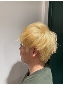 金髪ヘア