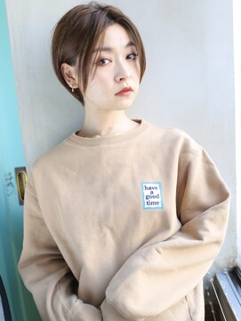 バース(BIRTH) 天神【BIRTH】センターパート×大人パーマ耳掛けショート