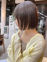 ミィ 浦和(mee)&nbsp;【mee.】ヤジマ　アッシュブラウン　ブリーチなしカラー