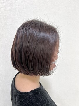 クレスフィリア (CLESC') 前下がりボブ