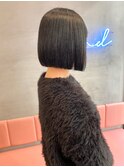 【伊勢】パツっとボブ×地毛風縮毛矯正