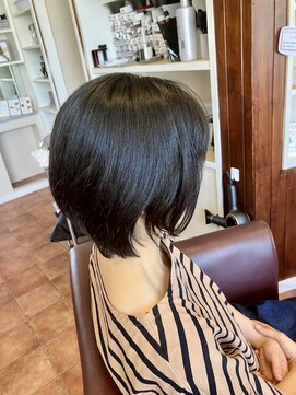 ナオス(NAOS) きらきらツヤ髪/40代50代/ショート/髪質改善