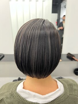 ココ 本八幡(KOKO) ★デザインカラー/レイヤーカット/ウェットヘアオリーブベージュ