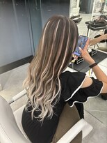 ブラウン(Brown)&nbsp;#haru エクステでバレイヤージュ風に