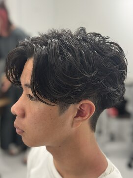 バース 梅田中崎町店(BIRTH) ニュアンスパーマセンターパートフェザーパーマ韓国メンズパーマ