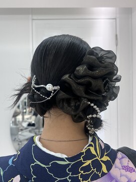 アールプラス 新宿(ar+) 【ヘアセット/新宿/新宿三丁目/ヘアアレンジ】