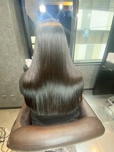 縮毛矯正専門　くせ毛の縮毛美容　髪質をたった1回の縮毛で劇的に変えます