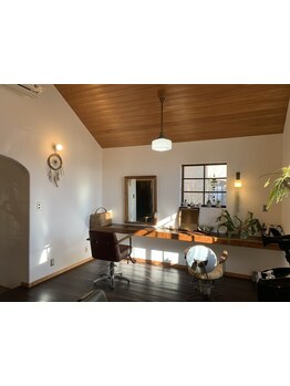 【NEW FACE】地域密着のアットホームサロン♪経験豊富なスタイリストと特別なスタイルを見つけよう★