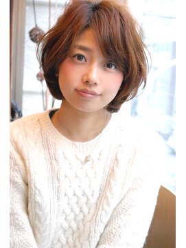 レウナ 外苑前(Reuna) 30代40代50代大人可愛いボブ　ウェービーボブ