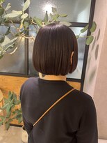 イリ(iri)&nbsp;《iri 石高》ぱつっとボブ