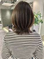 ローネス 銀座(LONESS)&nbsp;レイヤーボブ透明感グレージュカラー大人ボブボブレイヤー銀座