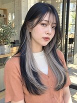 ラナ(LaNA)&nbsp;明るいアクセントが映える艶ロング