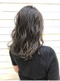 シルバーアッシュ×抜け感ウェーブ