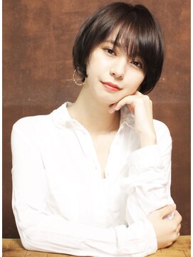 シアンデルカ(CYANDELUCCA) 黄金比ひし形シルエットショートカット