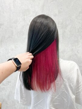 デミヘアー(Demi hair) インナーカラー×ピンクカラー