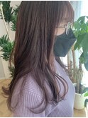 ピンクベージュ