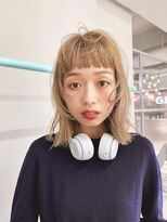 ルヴェール(Le Vert) ミディアムレイヤー × ハイトーンベージュ
