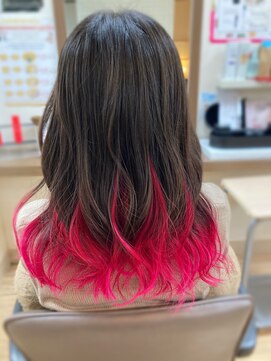 シャラク 高岡駅南店(sharaku) インナーカラー ピンク