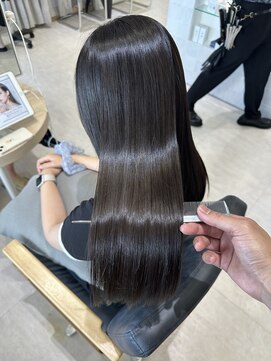 ジーナ 姪浜(Zina) [Zina姪浜]髪質改善/シアーカラー/韓国ヘア/前髪/酸性ストレート