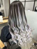 ワン(ONE)&nbsp;グラデーション