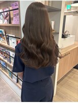 ユーフォリア 青山(Euphoria)&nbsp;【担当きょうこ】透明感グレージュ艶カラーふんわりミディアム