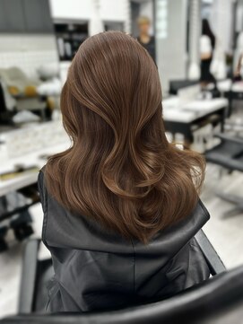 アマトウキョウ 表参道(AMA TOKYO) 【岡田聖蘭】20代30代40代◎小顔レイヤースタイル