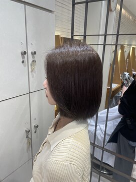 ヴァネッサ VANESSA 透明感カラー×オリーブベージュ