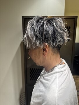 リフル 八王子(RIFULL) メンズパーマ ツイスパ 波巻き メンズバレイヤージュ