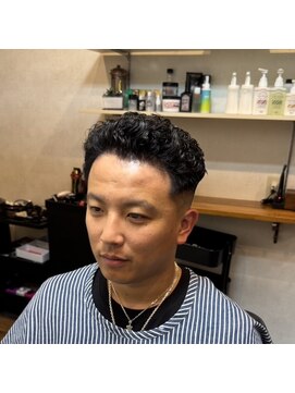 ディスイズザバーバー(This is The BarBer) 宮城リョータパーマ