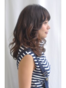 クラン(clan) clan<大人可愛い耳かけハイトーン黒髪ミディ＞