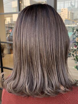 ウェーブス(WAVES) ベージュカラー