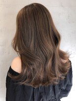 アイティーバイアルバム 下北沢店(IT by ALBUM)&nbsp;ココアグレージュ_アースカラーくびれヘアツートン_ba377682