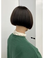 ユイツ&nbsp;前下がりショートボブ