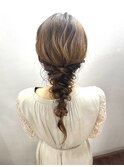 ドレスヘア お呼ばれ アレンジ 結婚式 ふんわり編み下ろし