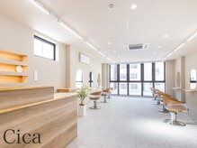 シカ 神戸三宮元町店(Cica)
