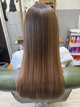 トムボーイ 練馬中村橋店(TOMBOY) ツヤ髪