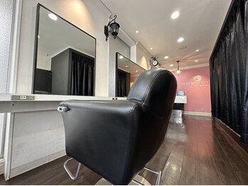 セレンディピティ(SERENDIPITY hair design)の写真/高品質/技術力を求めるオトナ女性から支持◎オシャレなインテリアに囲まれて、じっくりと癒しのひと時を*