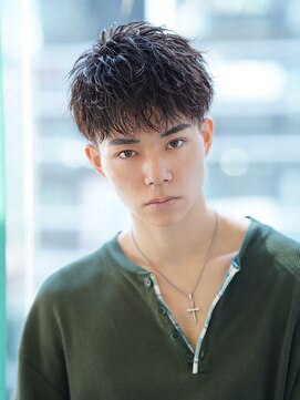 アルファ 新宿(alpha) サーフカール/ 刈り上げセンターパート/ブルーブラック[新宿駅]