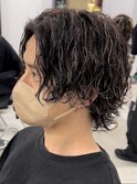渋谷緩め波巻きスパイラルパーマシャドウパーマセンターパート