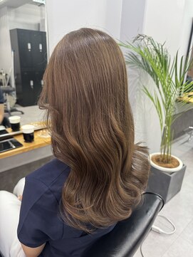 レブ 四条烏丸(Reb,) ブリーチ無しダブルカラー