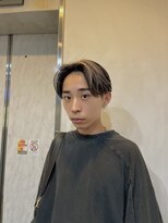 ウム(UMM)&nbsp;毛流れセンターパート