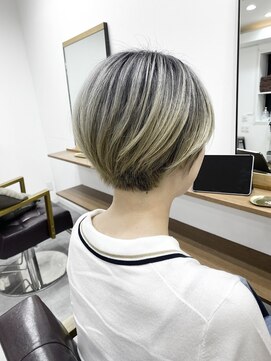 ランプ(Lamp) くびレイヤーグレーベージュニュアンスカラー白髪染め白髪ぼかし