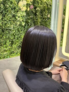 エアー 福岡(AIR) 上質ツヤ感ストレートボブ