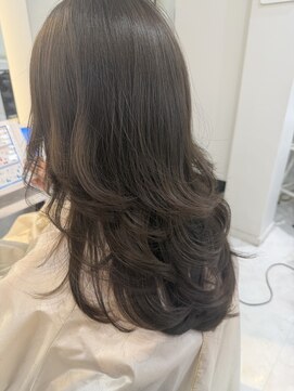 マリアバイアフロート(Maria by AFLOAT) 【レイヤーカット/ハッシュカット/バタフライレイヤー】